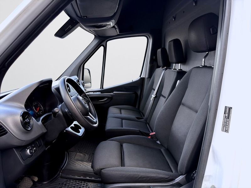 Mercedes Sprinter bild 11