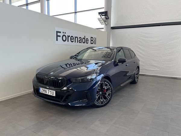 BMW i5 xDrive40 Touring M Sport Pro Drag H/K 20" Rattvärme - 2027