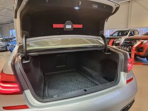 BMW 740 bild 5