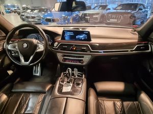 BMW 740 bild 10