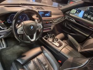 BMW 740 bild 13