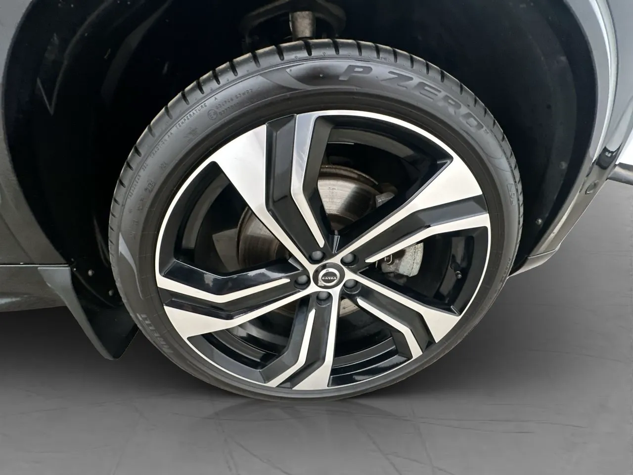 Vehicle image 37