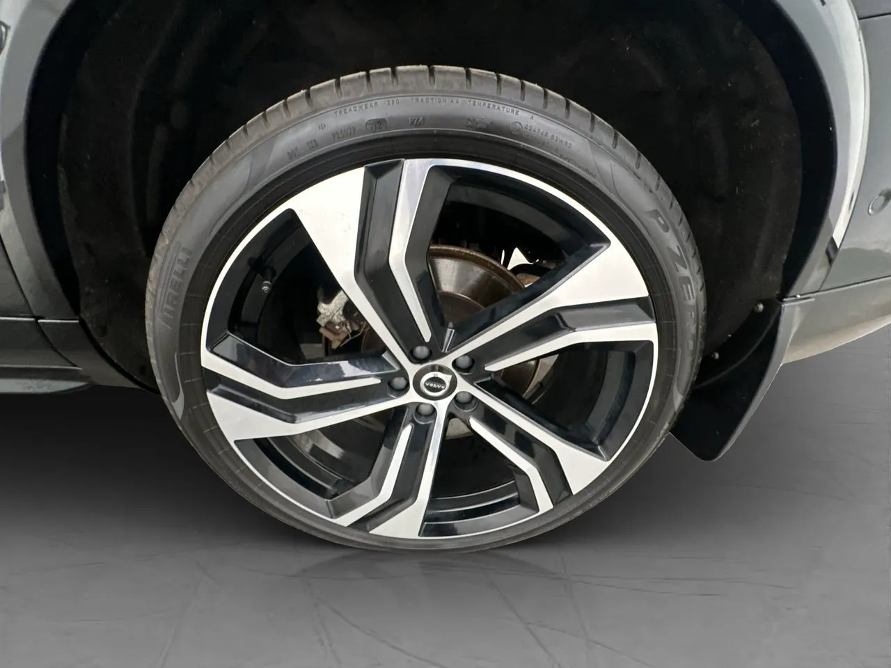 Vehicle image 35