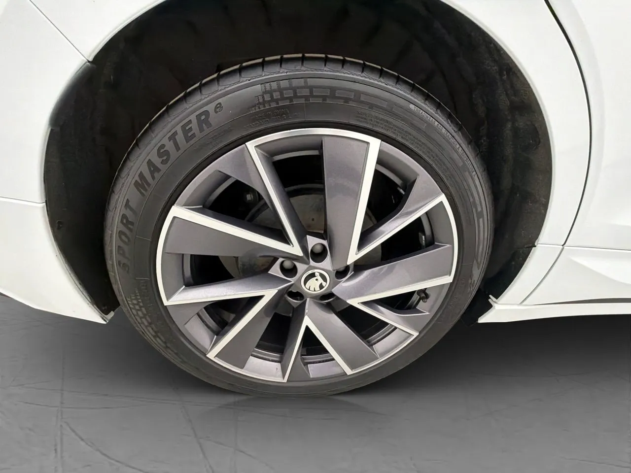 Vehicle image 36