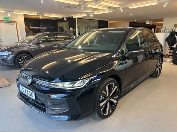 Volkswagen Golf Privatleasing Life Edition *2 157kr/mån* DEAL - 2026