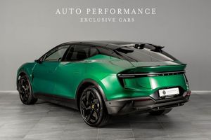 Lotus Eletre bild 2