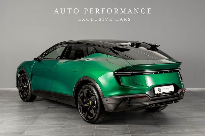 Lotus Eletre bild 2