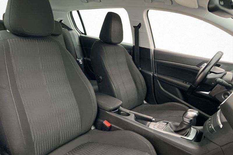 Peugeot 308 bild 6