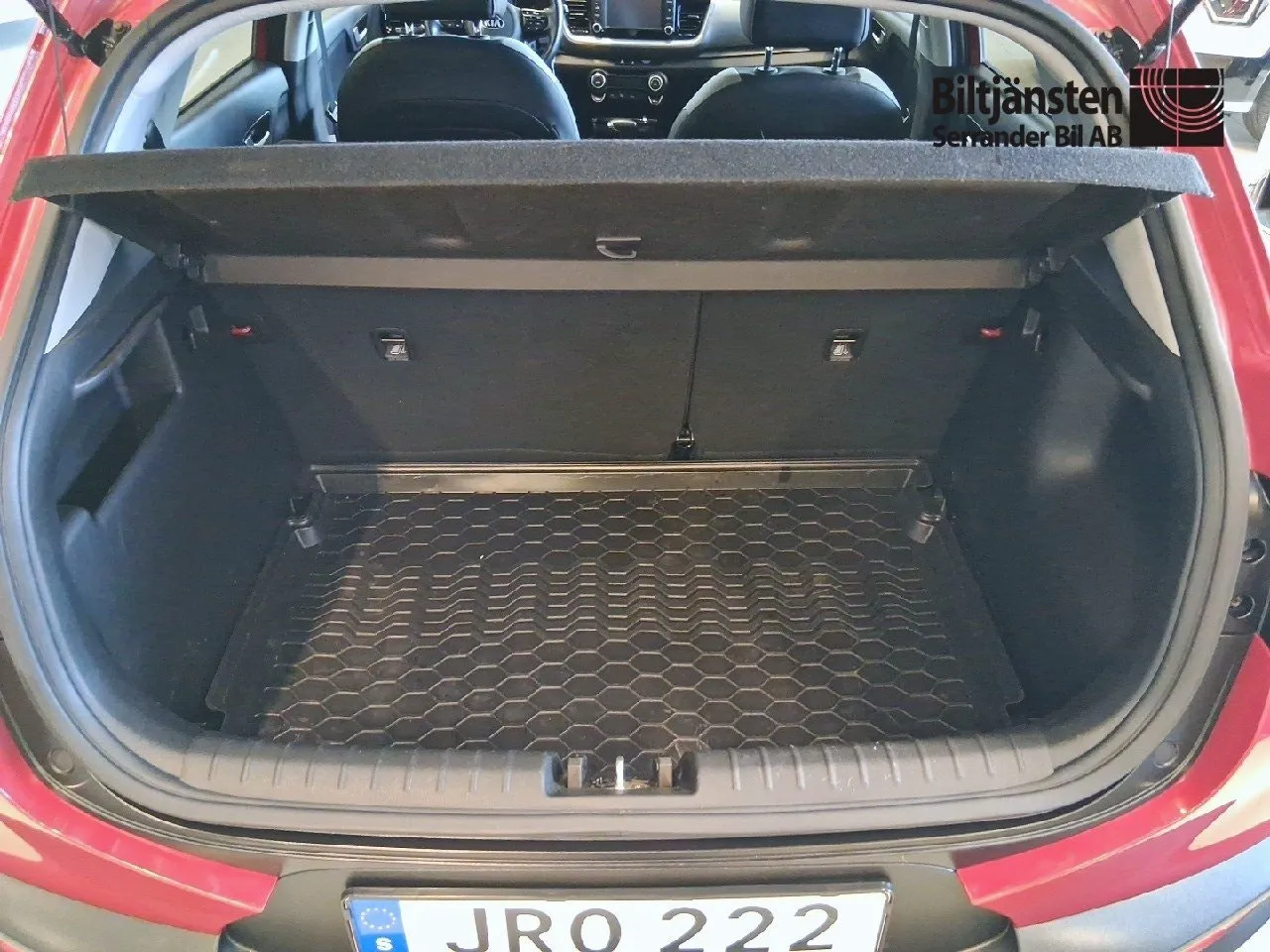 Vehicle image 13