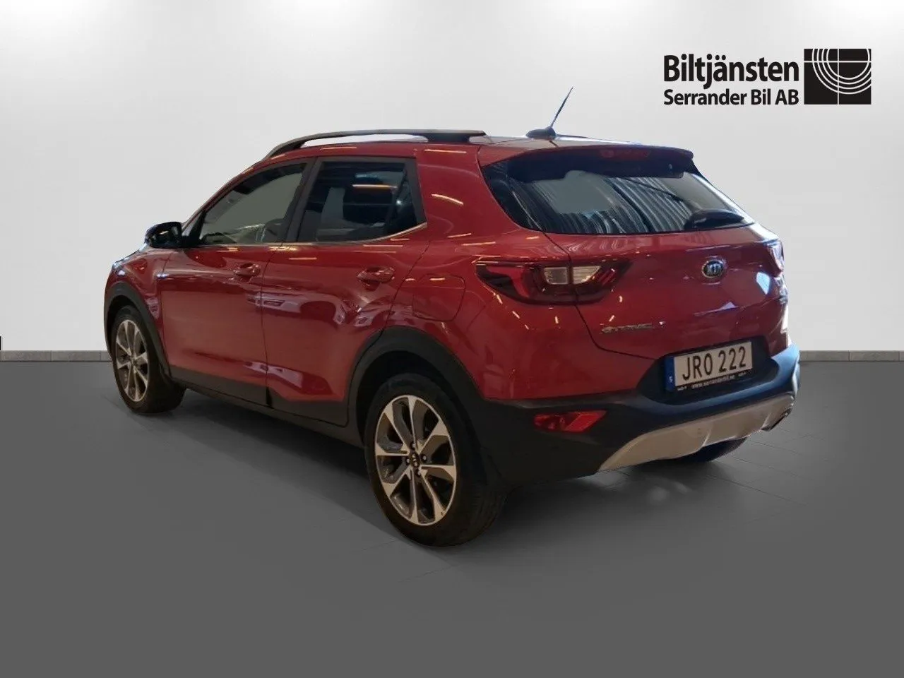 Vehicle image 5