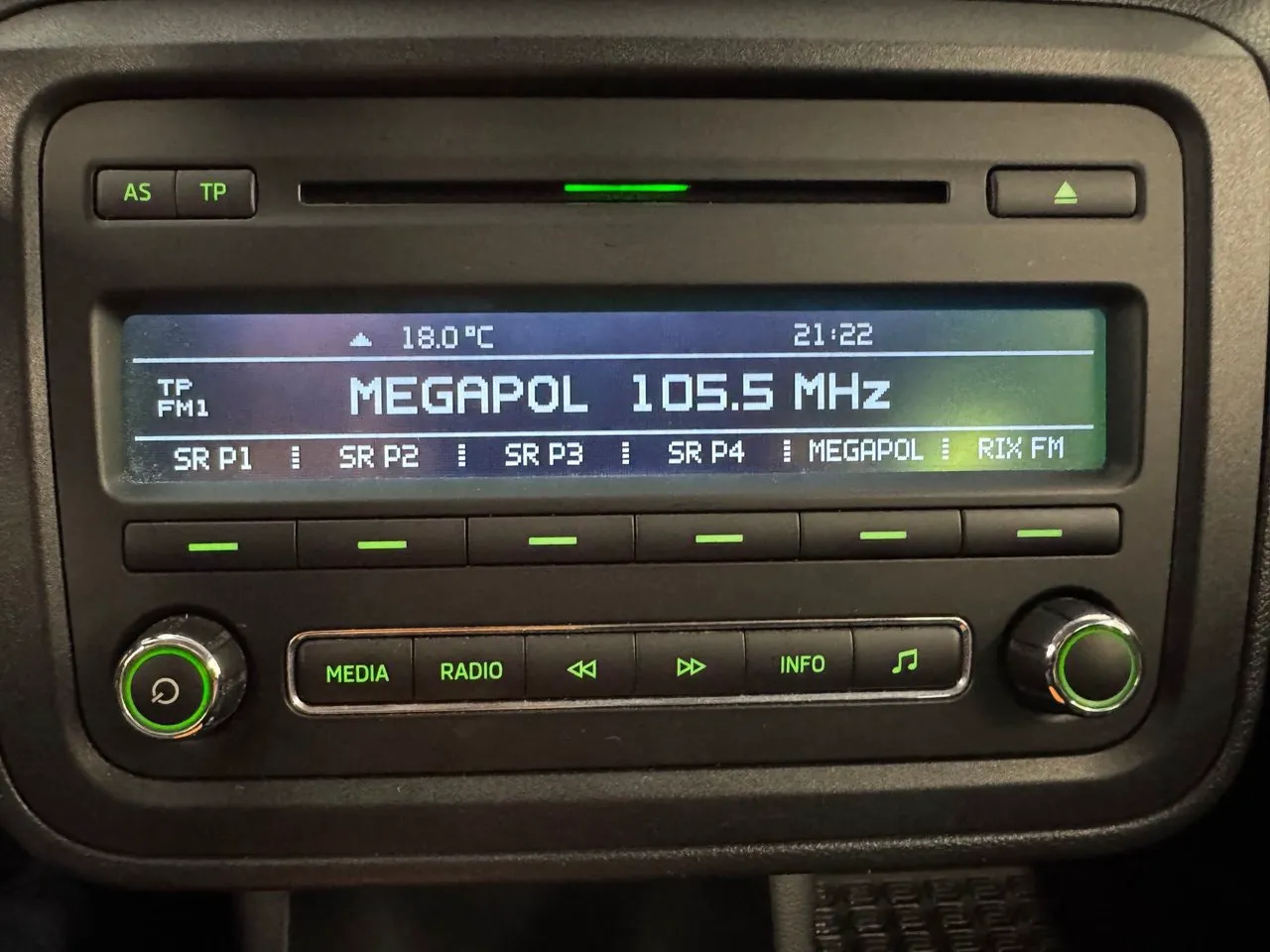Vehicle image 22