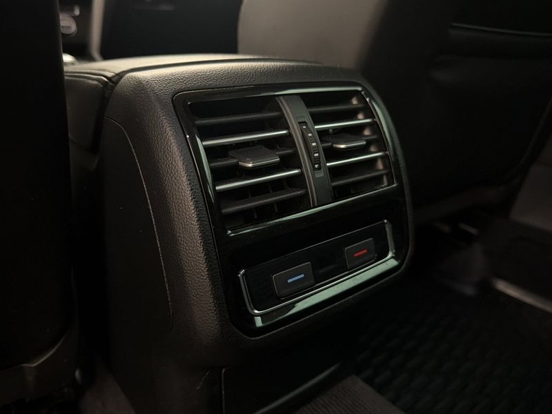 Volkswagen Passat bild 23
