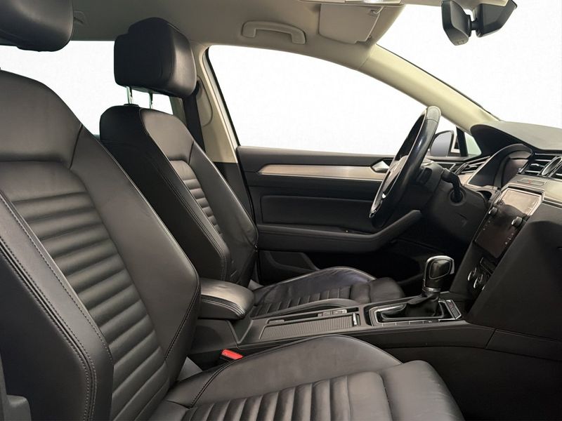 Volkswagen Passat bild 10
