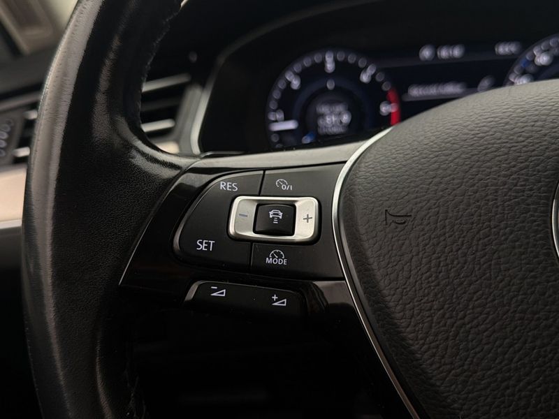Volkswagen Passat bild 15