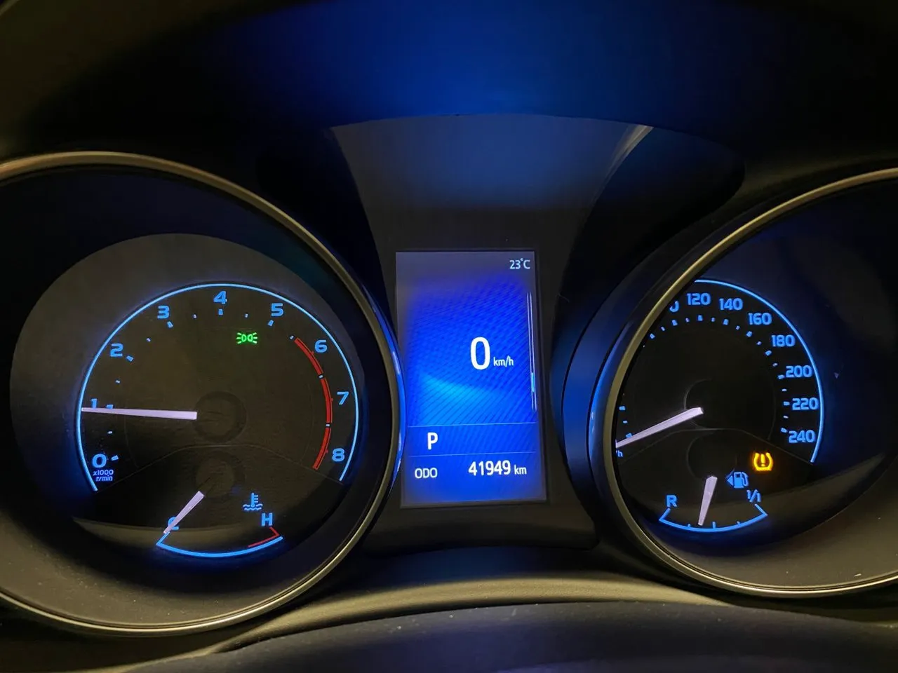 Vehicle image 13