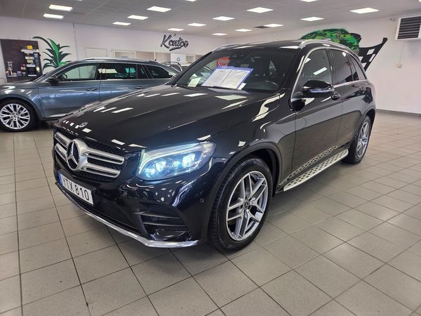 Mercedes GLC220 d 4MATIC,AMG Line,Panorama,D-värmare,NAV,2brukare - 2018