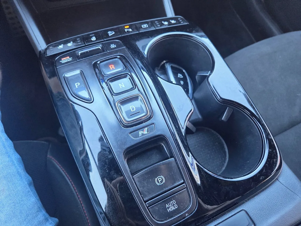 Vehicle image 26