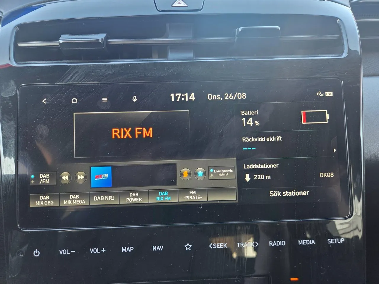 Vehicle image 21