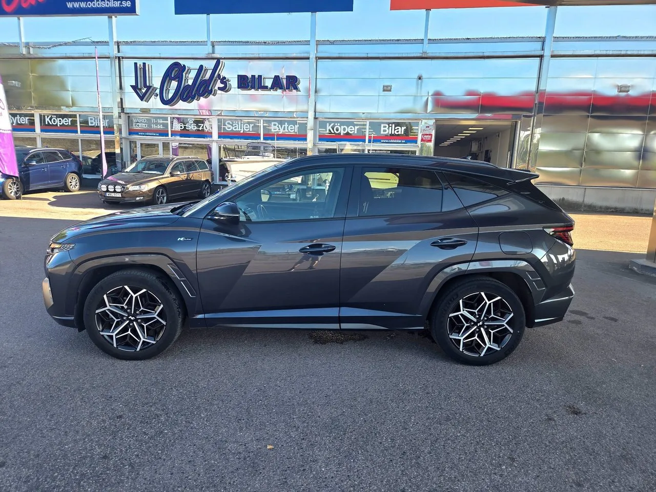 Vehicle image 1