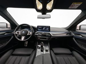 BMW 530 bild 25