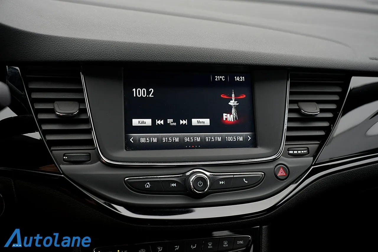 Vehicle image 21