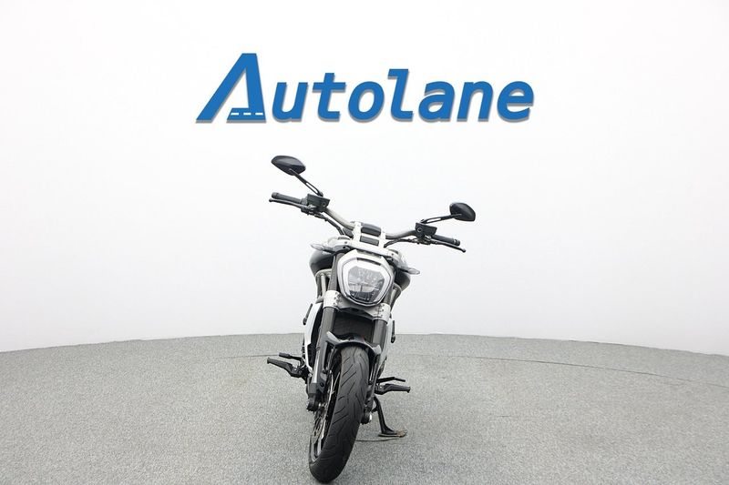 Ducati Xdiavel bild 7