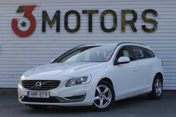 Volvo V60 D4 Momentum Business Edition/Drag/Lane assist/Rattvärme - 2015