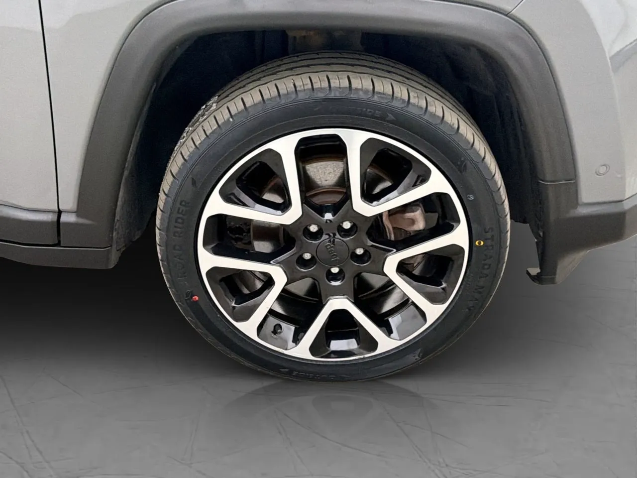 Vehicle image 31