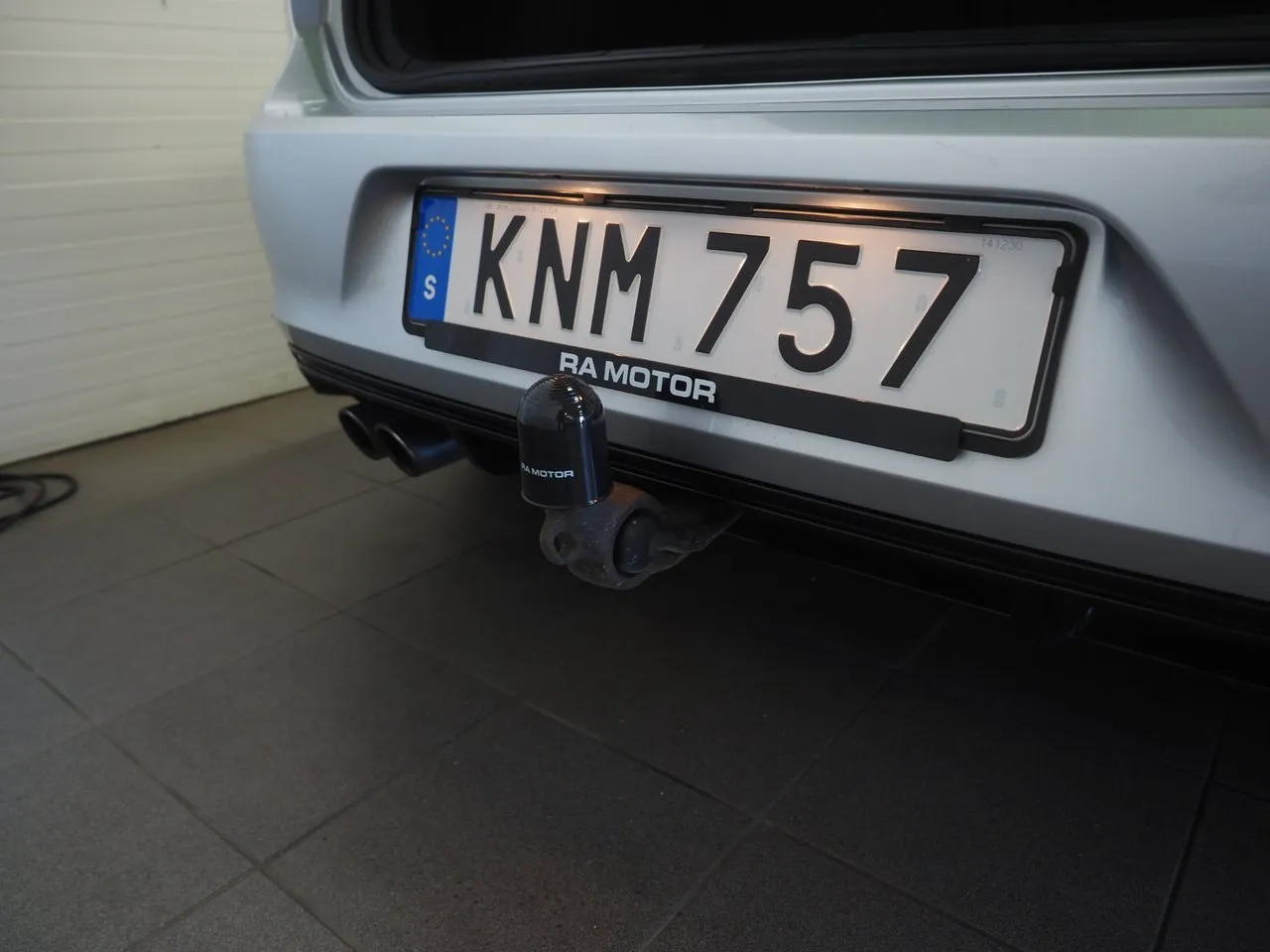 Vehicle image 23