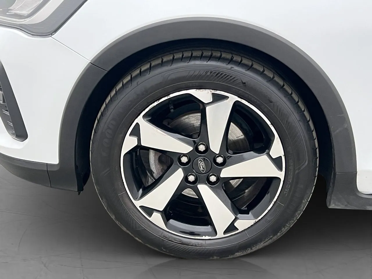 Vehicle image 31