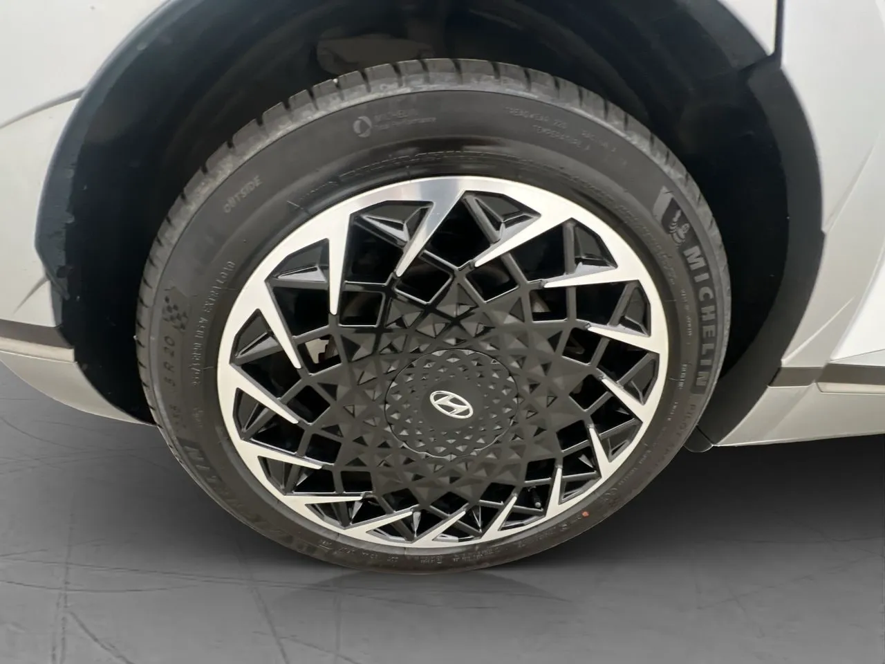 Vehicle image 36
