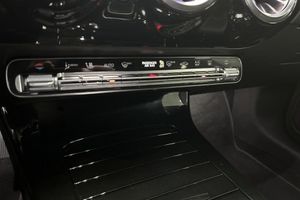 Mercedes CLA200 bild 12