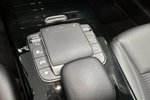 Mercedes CLA200 bild 13