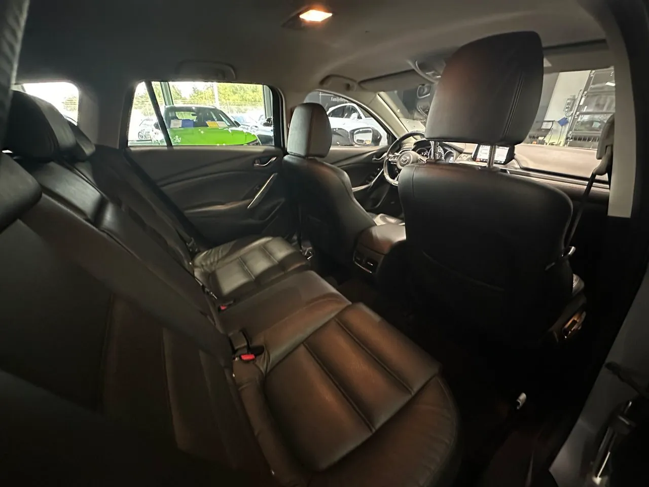 Vehicle image 14
