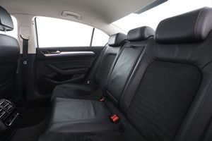 Volkswagen Passat bild 15
