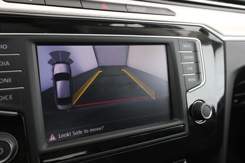 Volkswagen Passat bild 23