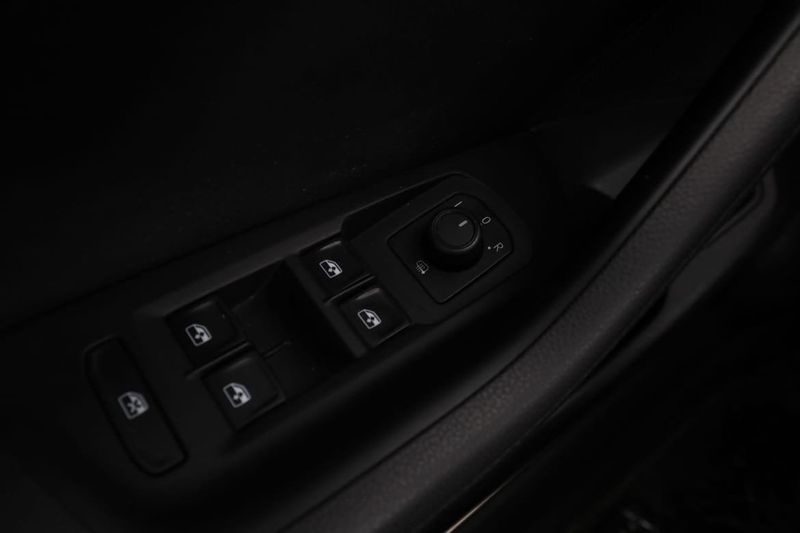 Volkswagen Passat bild 30