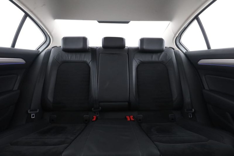 Volkswagen Passat bild 16