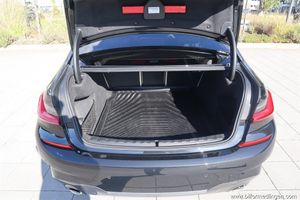 BMW 330 bild 7