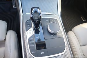 BMW 330 bild 14