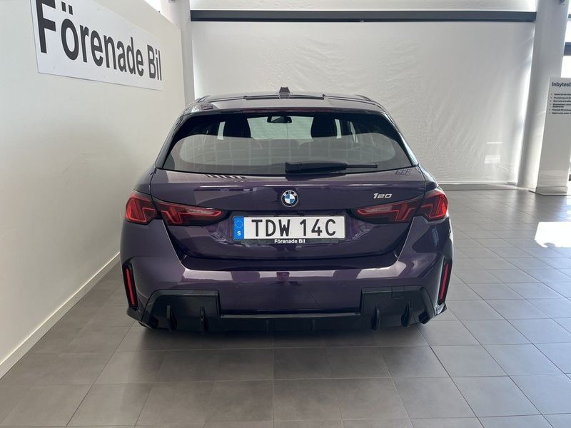 BMW 120 bild 13