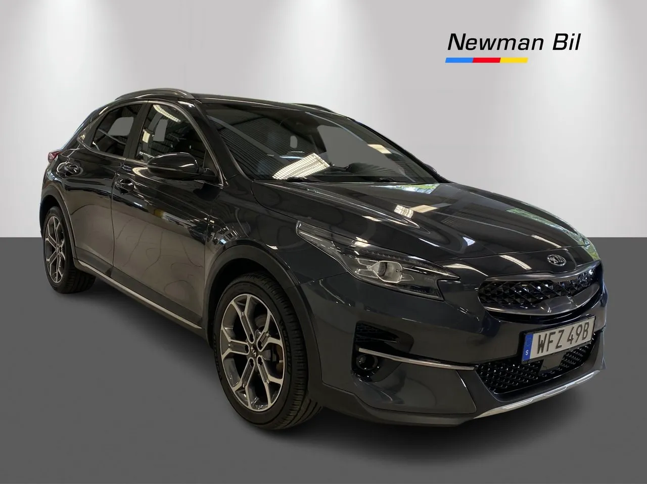 Vehicle image 2