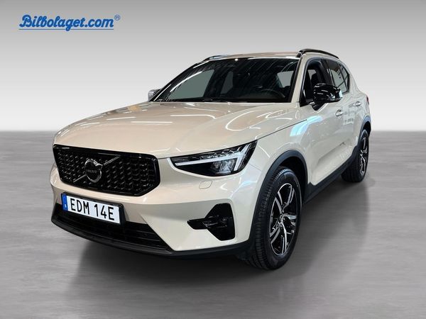 Volvo XC40 B4 FWD Bensin Plus Dark - 2026
