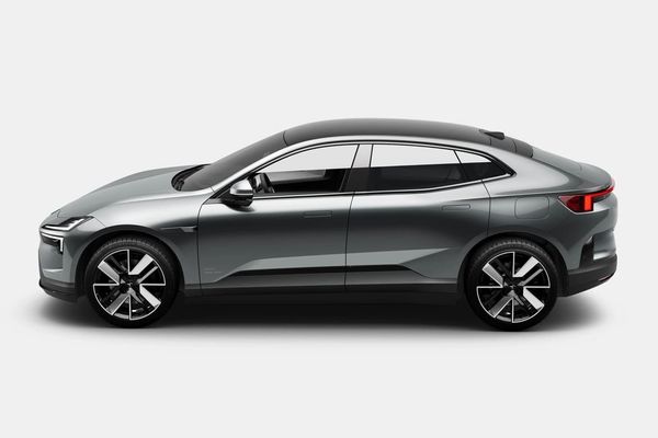 Polestar 4