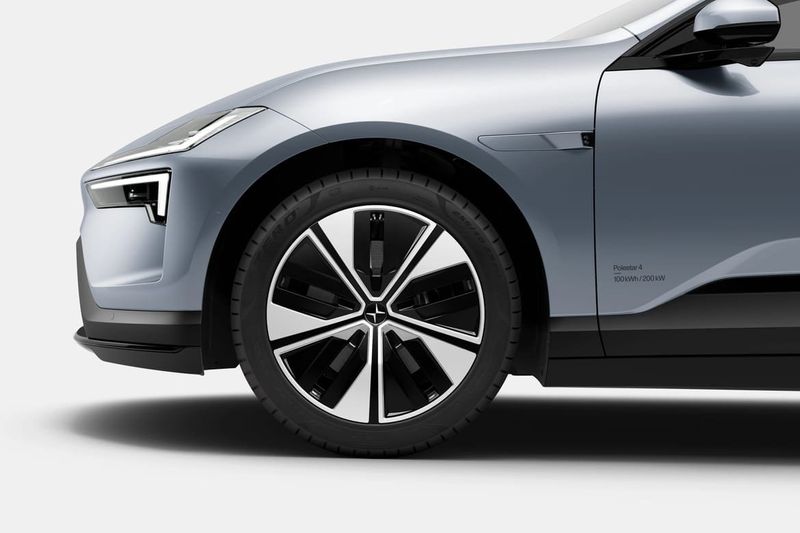 Polestar 4 bild 10