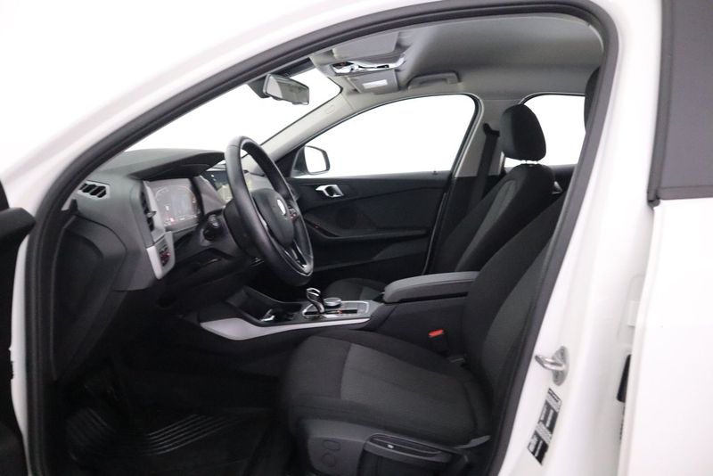 BMW 118 bild 10