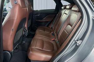 Jaguar F-Pace bild 19