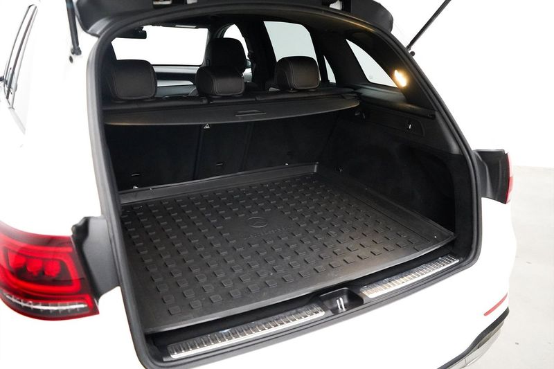 Mercedes GLC220 bild 20