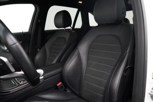Mercedes GLC220 bild 6