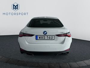 BMW i4 bild 7